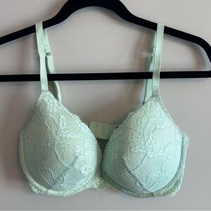 Mint green convertible racer back bra, 34DD